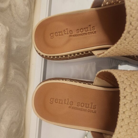 Gentle Souls "Lavern " Crocheted Knit Sandals. NIB (replacement box). Size 9 - Picture 8 of 15